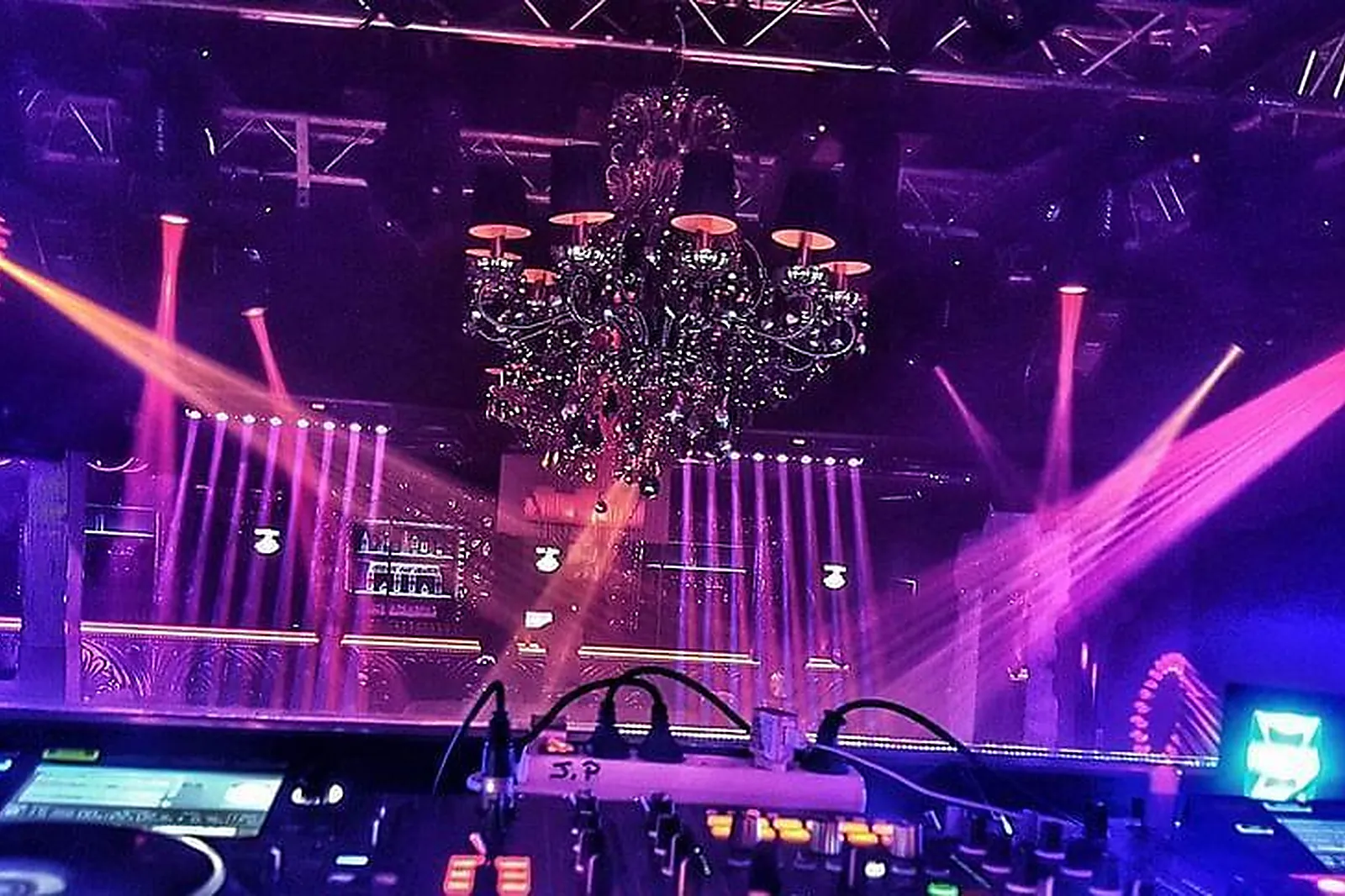 Lieux événementiels, LE BATACLAN DISCOTHÈQUE