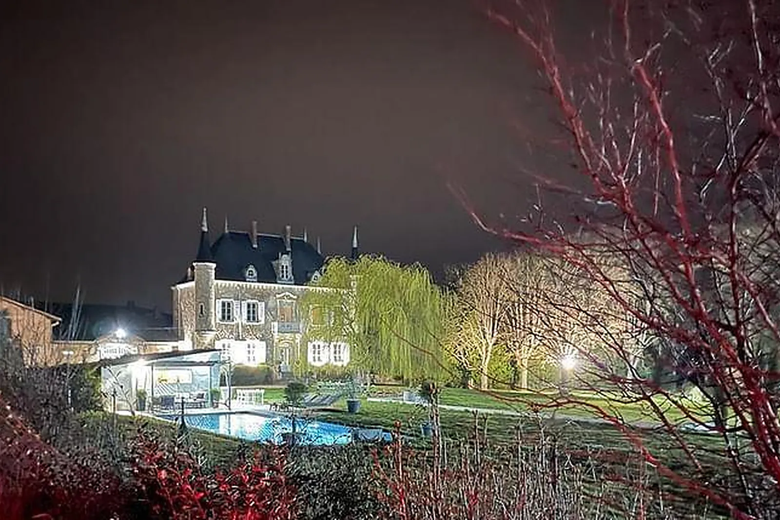 Lieux événementiels, LE CHÂTEAU DU GRAND VERNAY