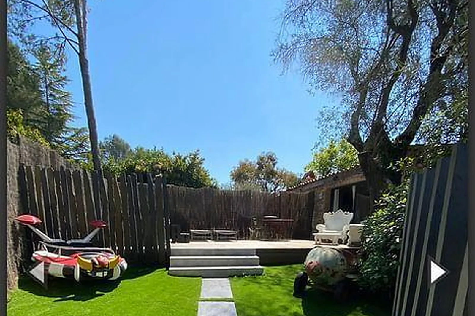 Lieux événementiels, LE HAMEAU DES LUCIOLES