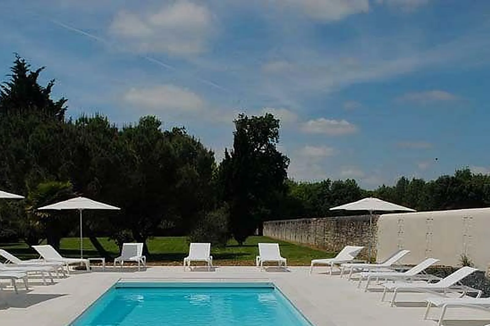 Lieux événementiels, LE LOGIS DU PÉRÉ ****