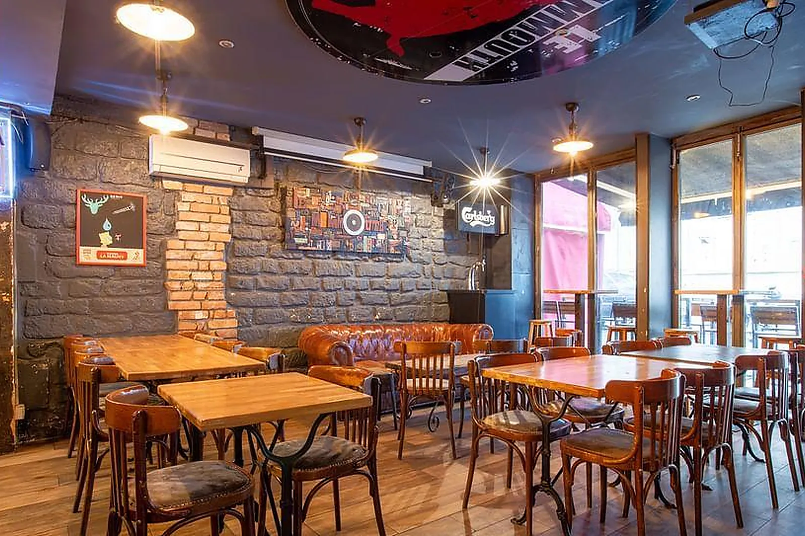 Lieux événementiels, LE MAMMOUTH BAR