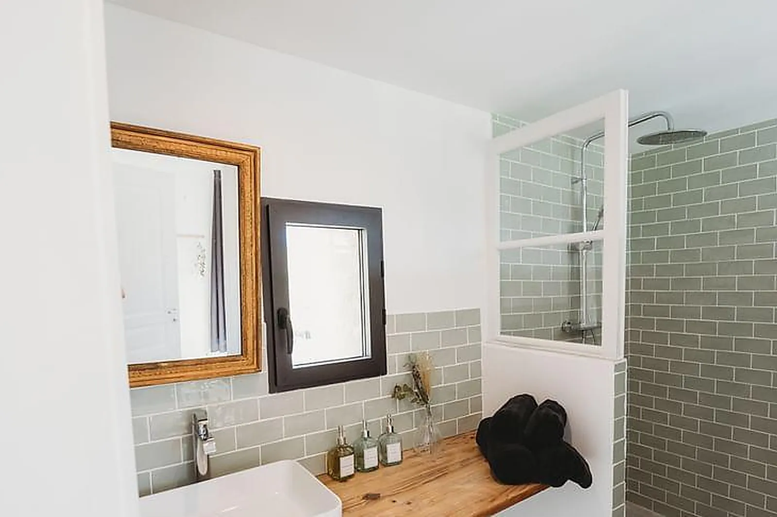 Lieux événementiels, LE MAS DES ÉCOLIERS