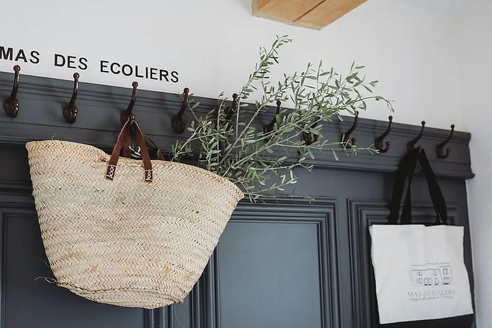 Lieux événementiels, LE MAS DES ÉCOLIERS