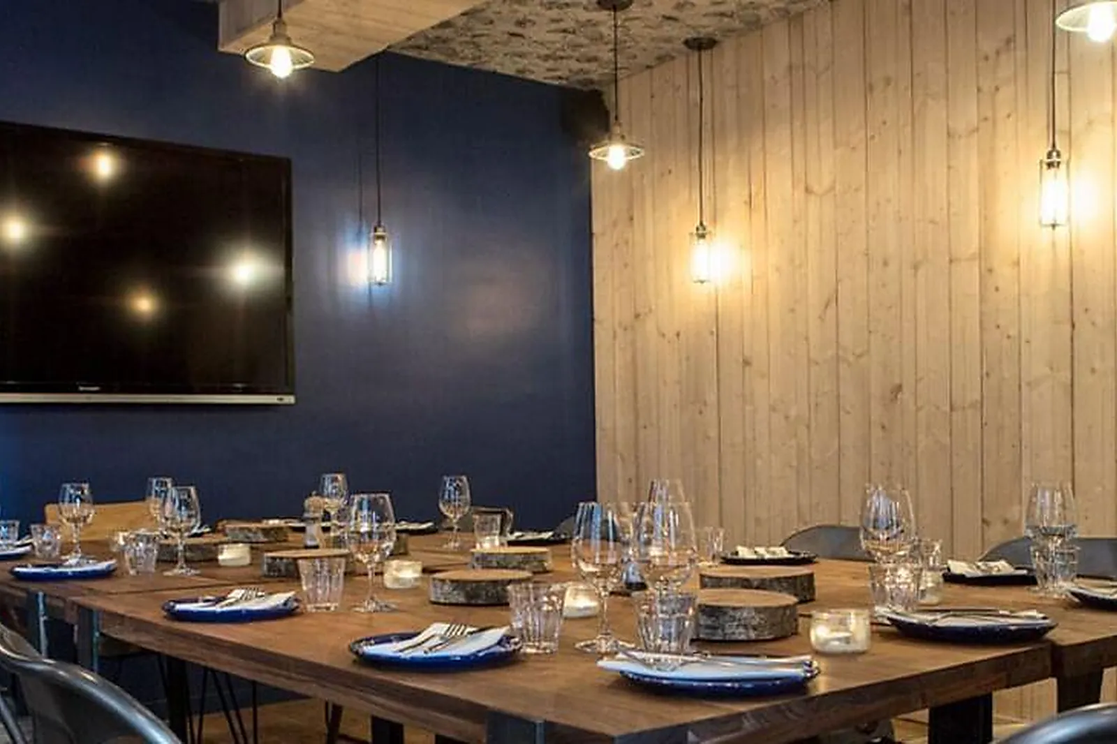 Lieux événementiels, LES ARTIZANS