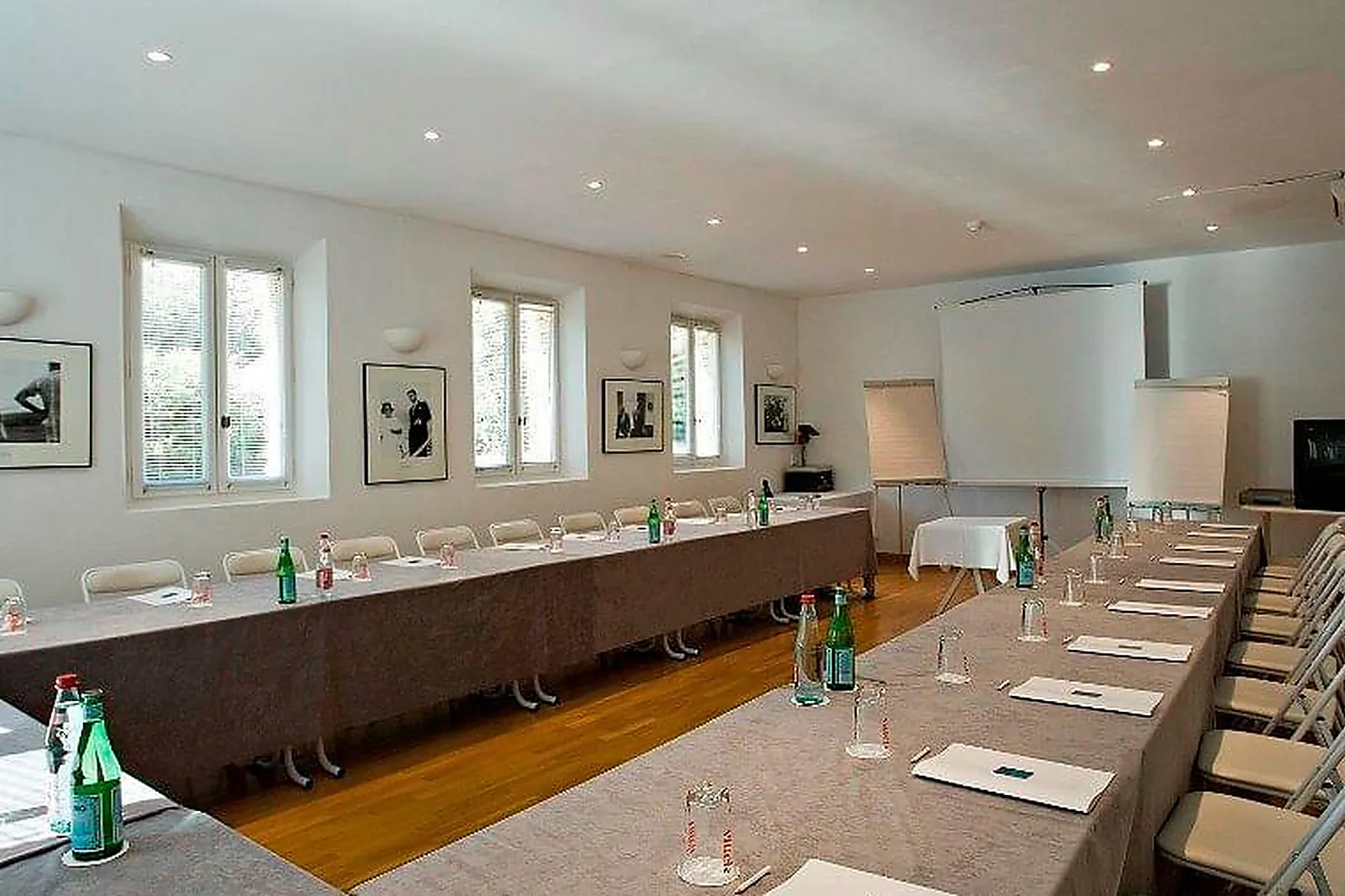 Lieux événementiels, LES BORIES AND SPA