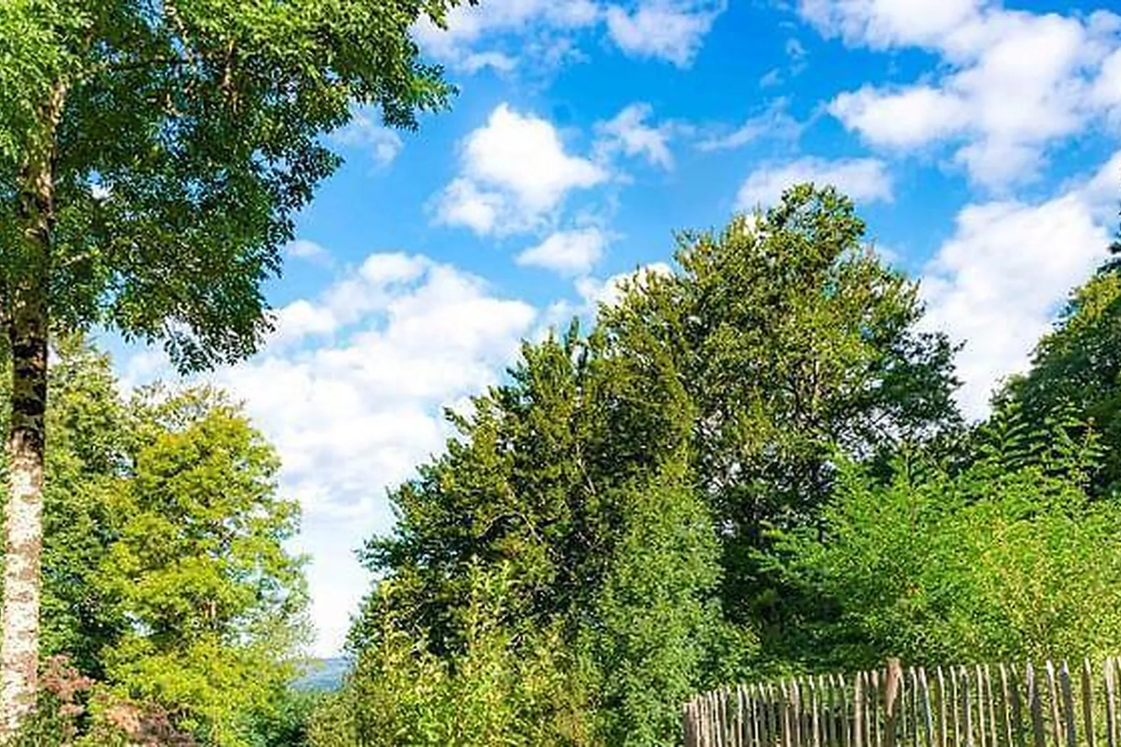 Lieux événementiels, LES CABANES D'HESTIA
