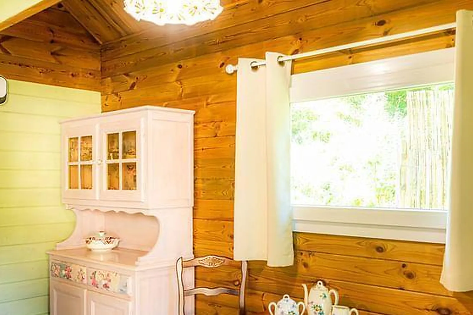 Lieux événementiels, LES CABANES D'HESTIA