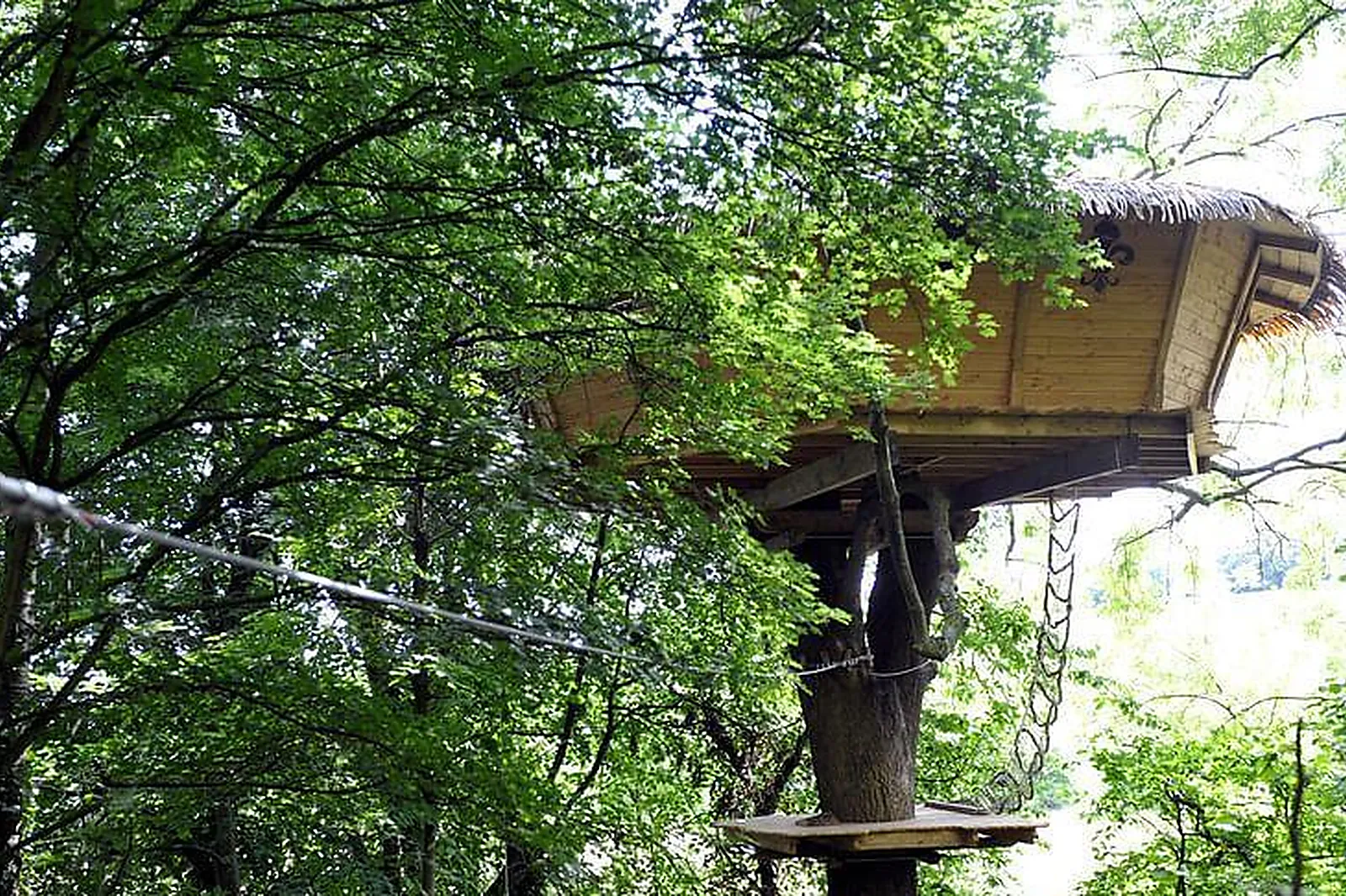 Lieux événementiels, LES CABANES DE FONTAINE