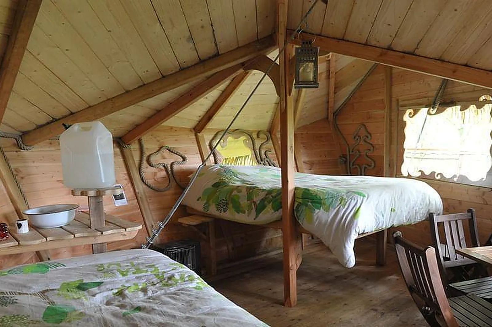 Lieux événementiels, LES CABANES DE FONTAINE