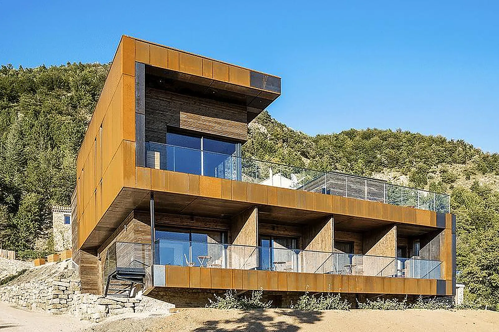 Lieux événementiels, LES CHAUVINS