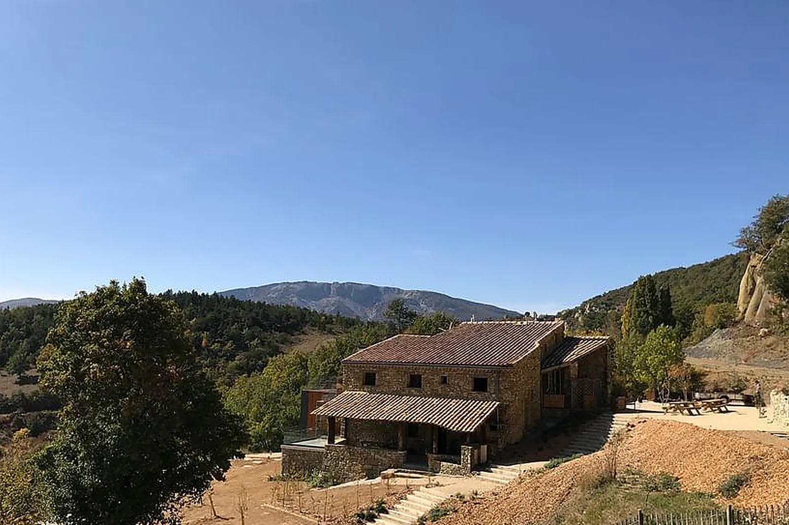 Lieux événementiels, LES CHAUVINS