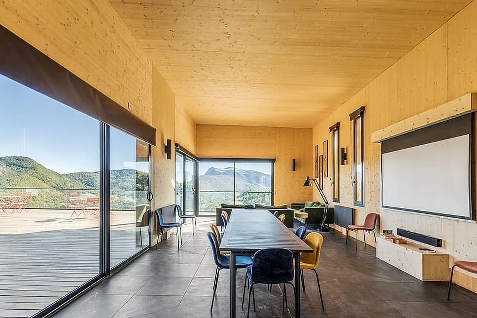 Lieux événementiels, LES CHAUVINS