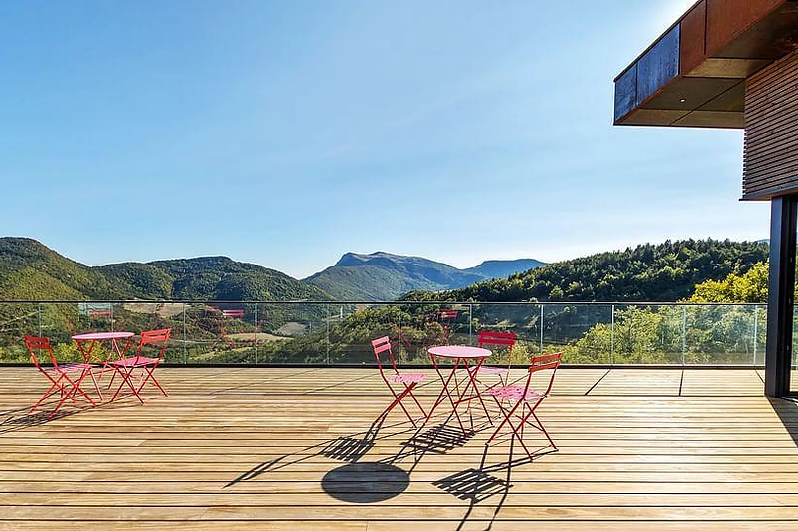 Lieux événementiels, LES CHAUVINS