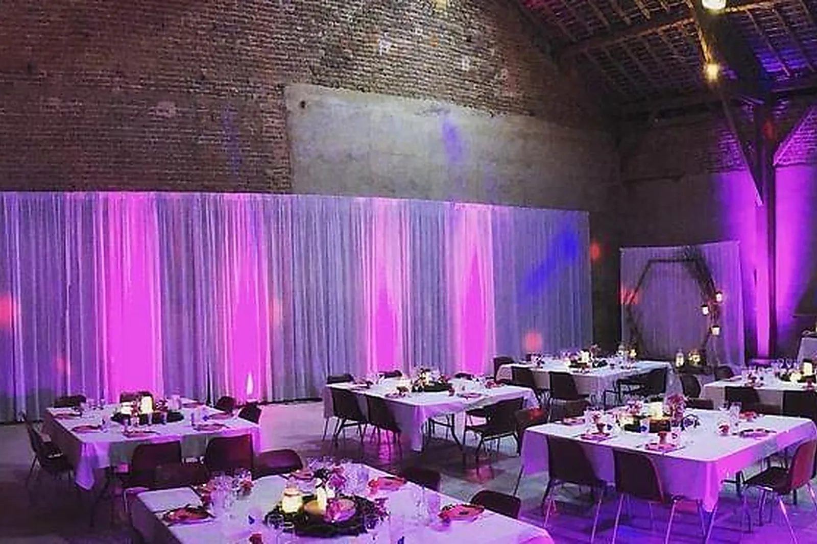 Lieux événementiels, LES COLOMBINES