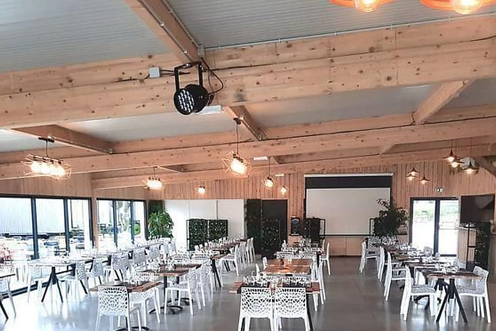 Lieux événementiels, LES COTTAGES DE PERPIGNAN