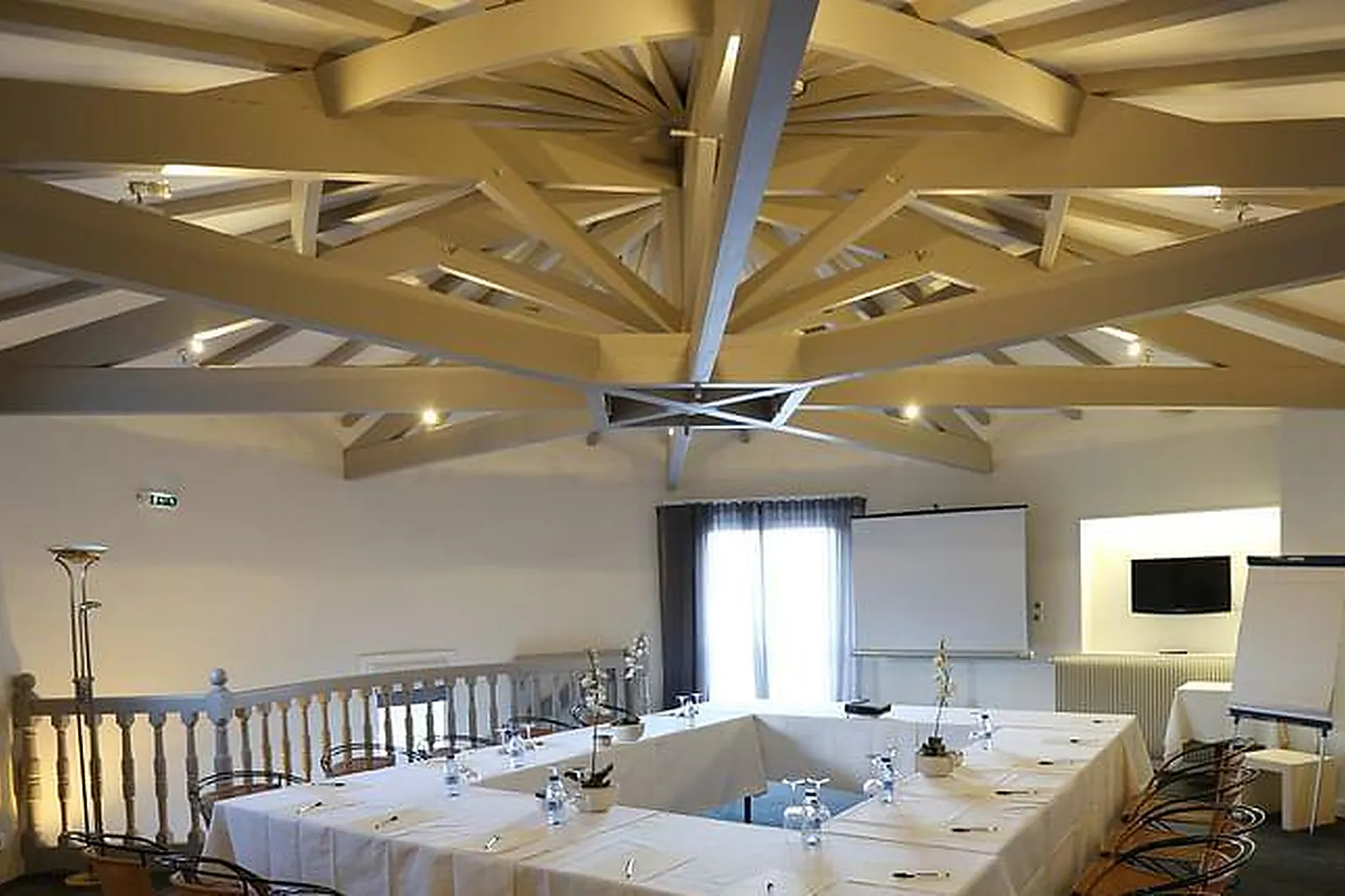 Lieux événementiels, LES CRIQUETS - HÔTEL RESTAURANT****