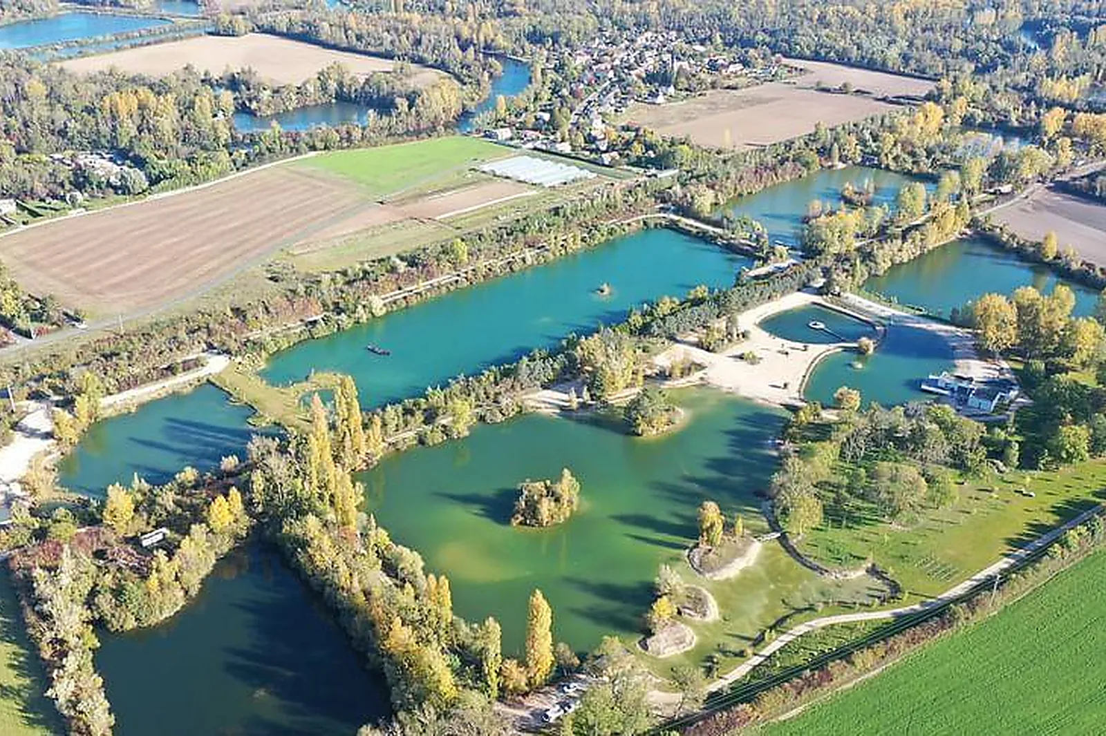 Lieux événementiels, LES ETANGS DE LA BASSEE