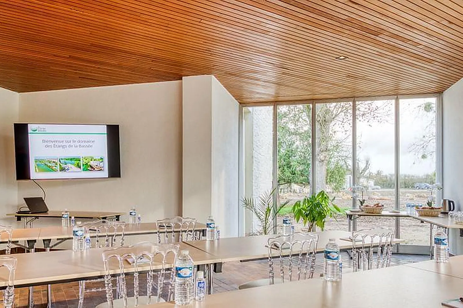 Lieux événementiels, LES ETANGS DE LA BASSEE