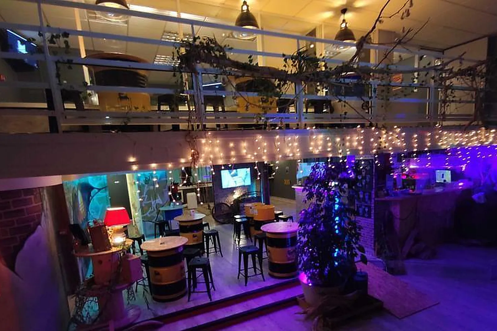 Lieux événementiels, LES EXPLORATEURS