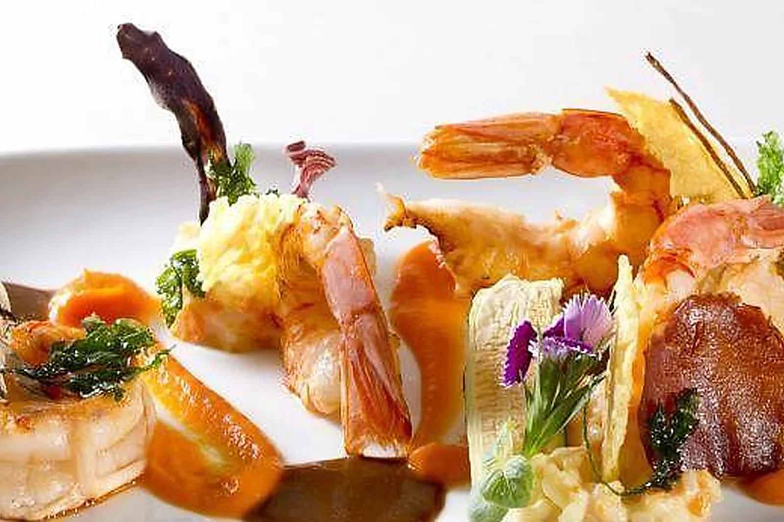 Lieux événementiels, LES FLAMANTS ROSES ****