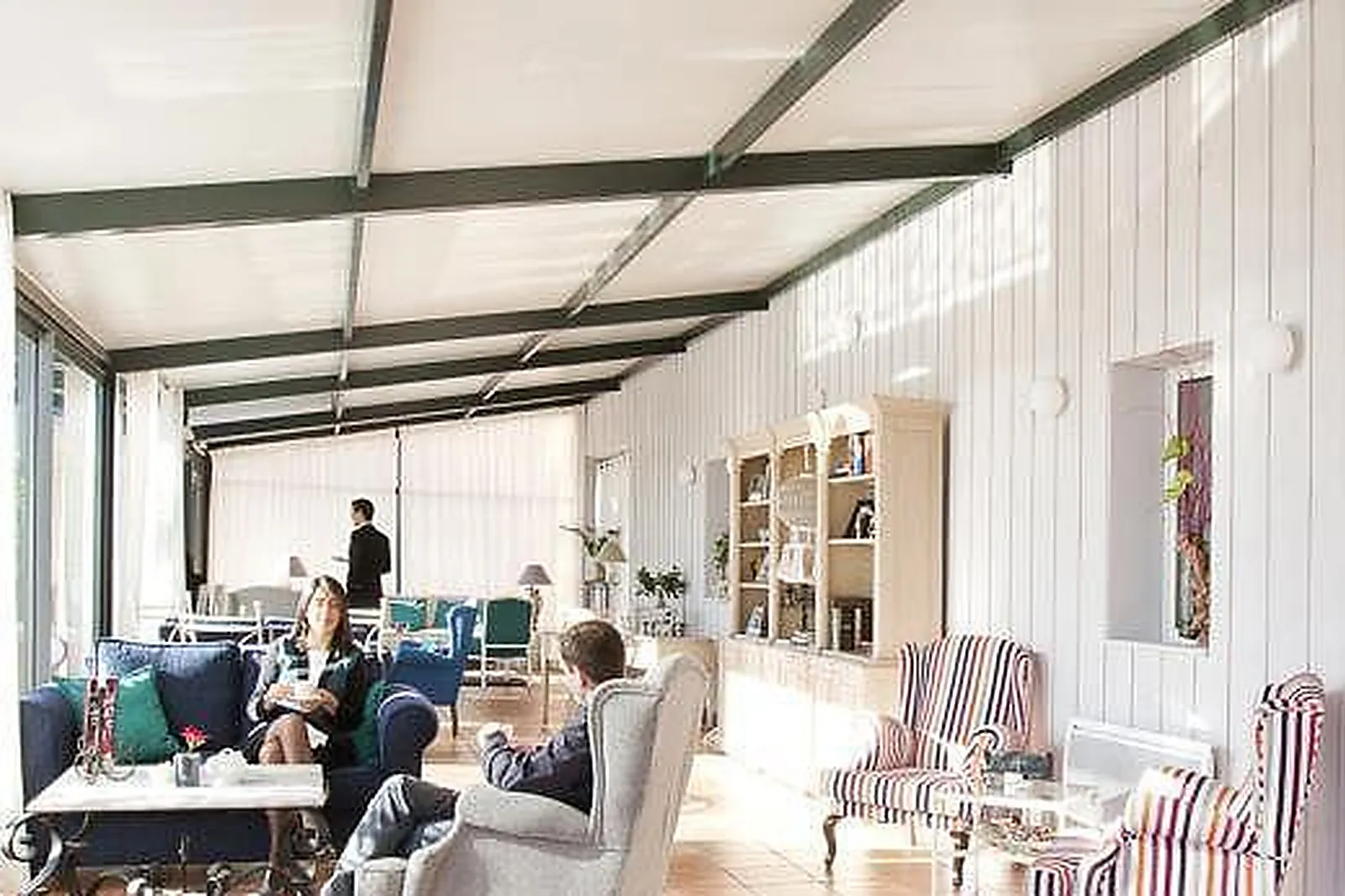 Lieux événementiels, LES FLAMANTS ROSES ****