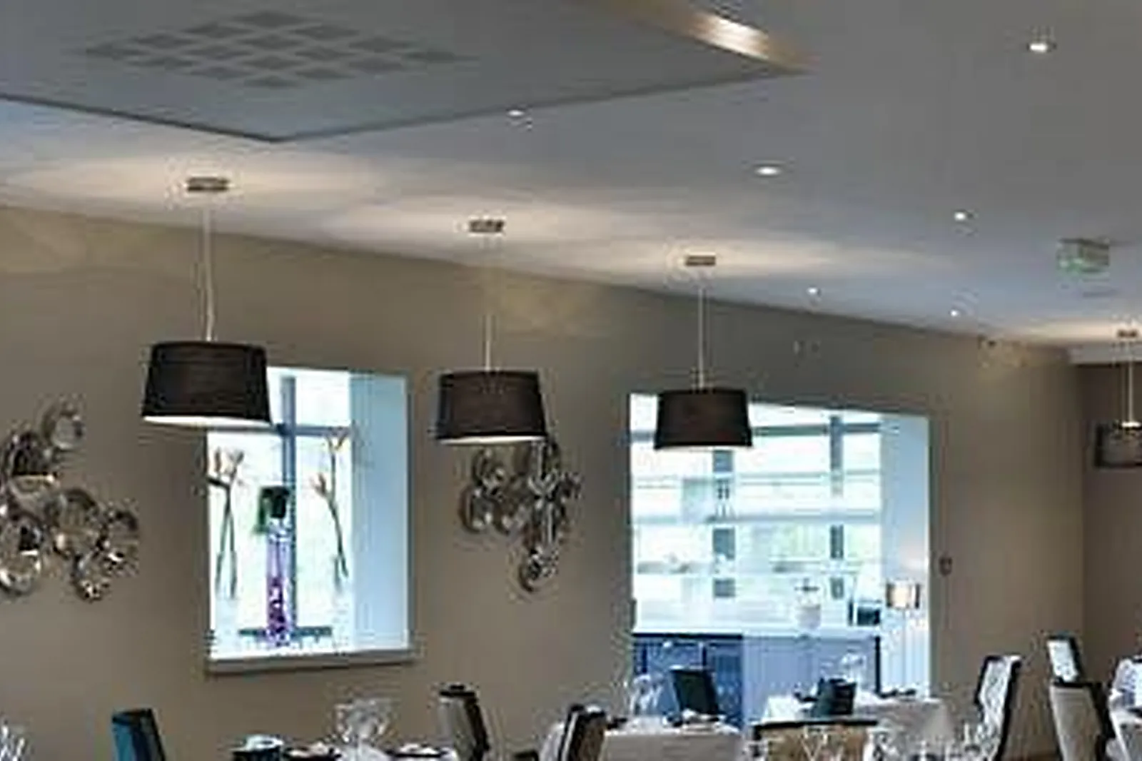 Lieux événementiels, LES GRAINS D'ARGENT ***