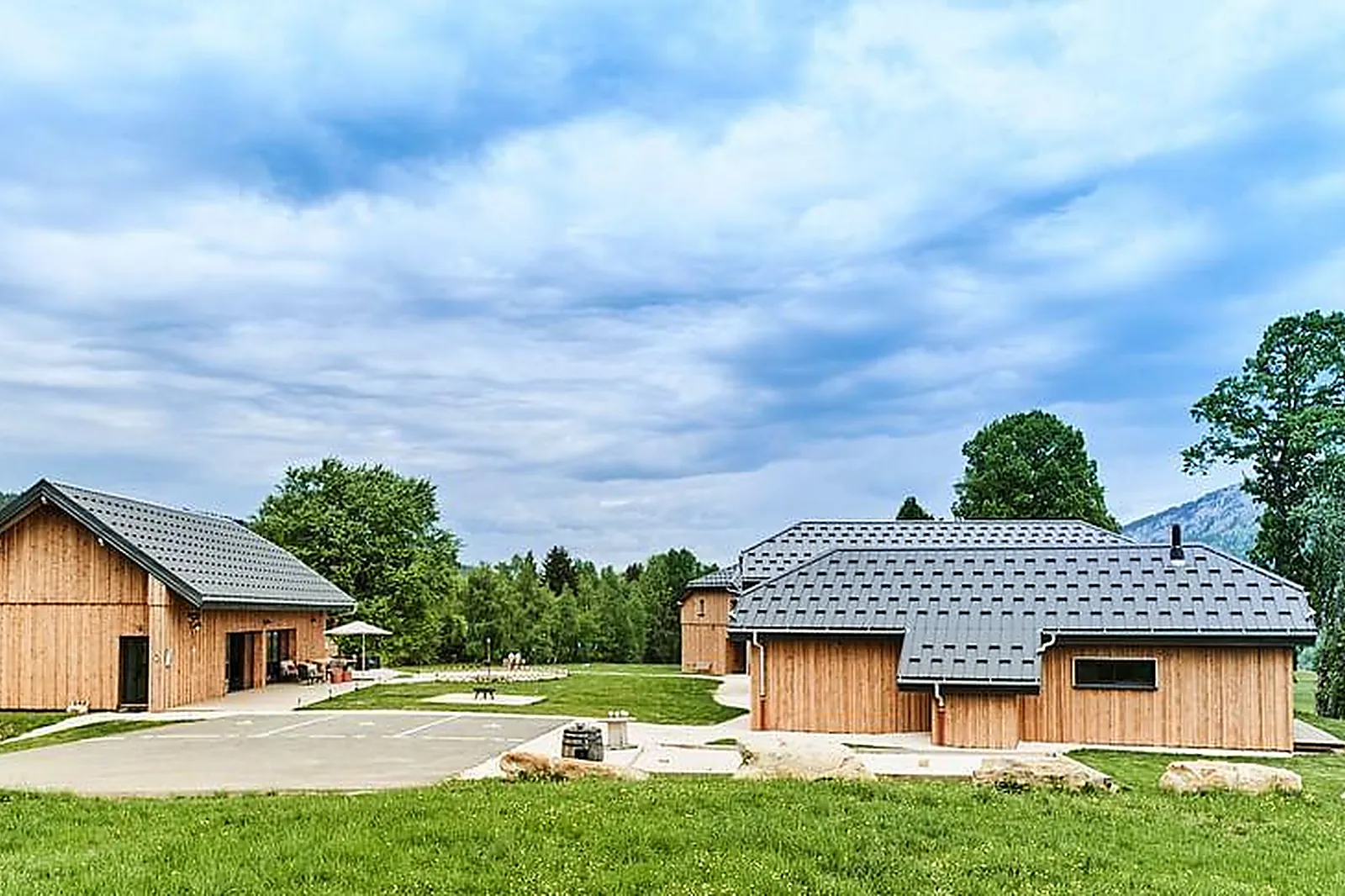 Lieux événementiels, LES GÎTES DES 3 SAPINS