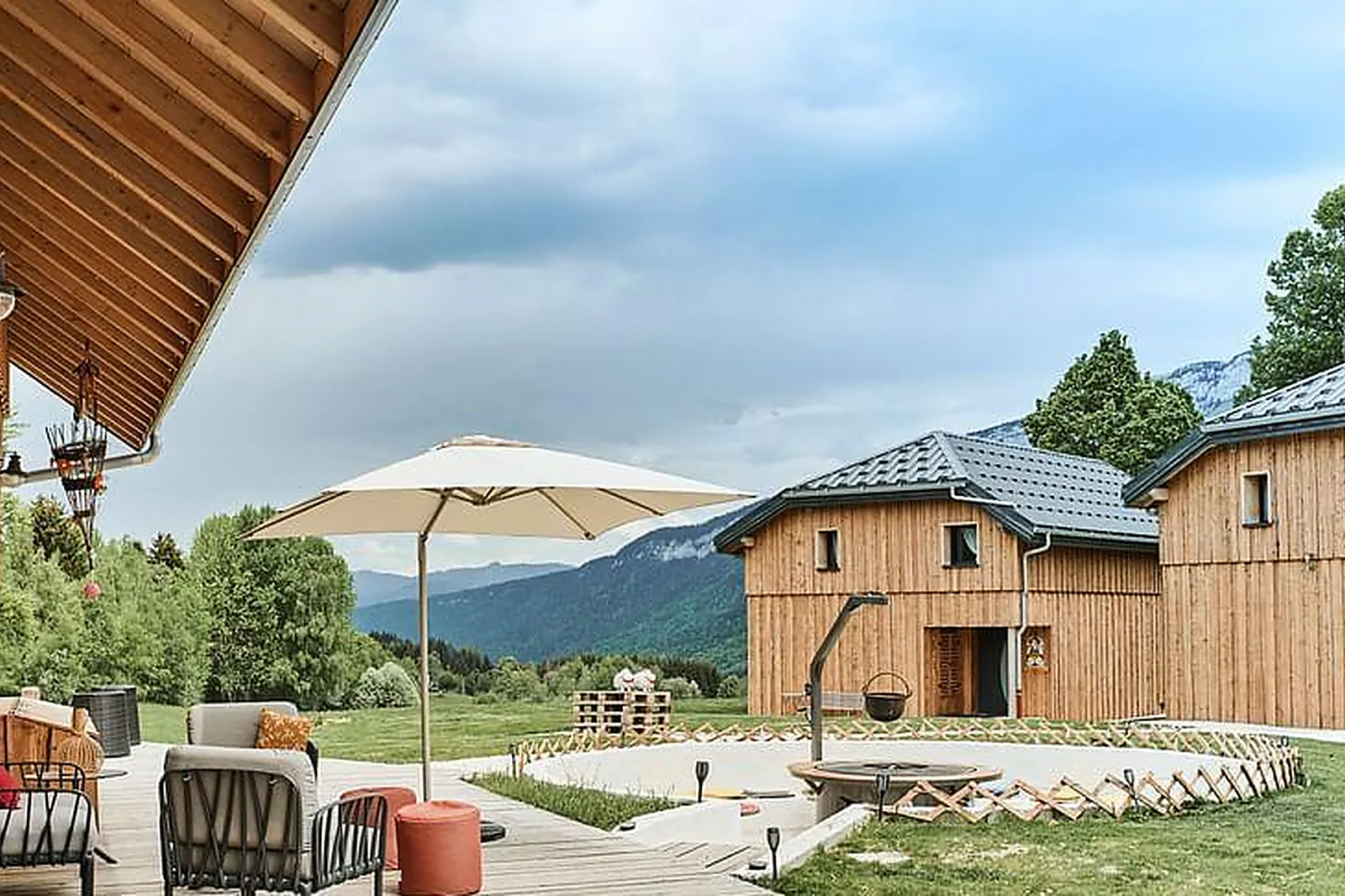 Lieux événementiels, LES GÎTES DES 3 SAPINS