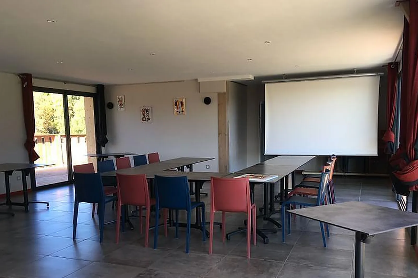 Lieux événementiels, LES GÎTES DES 3 SAPINS