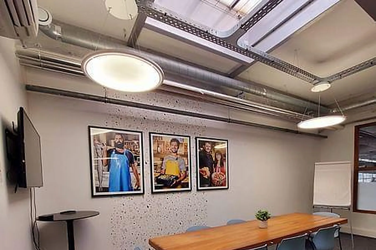 Lieux événementiels, LES HALLES DE BACALAN