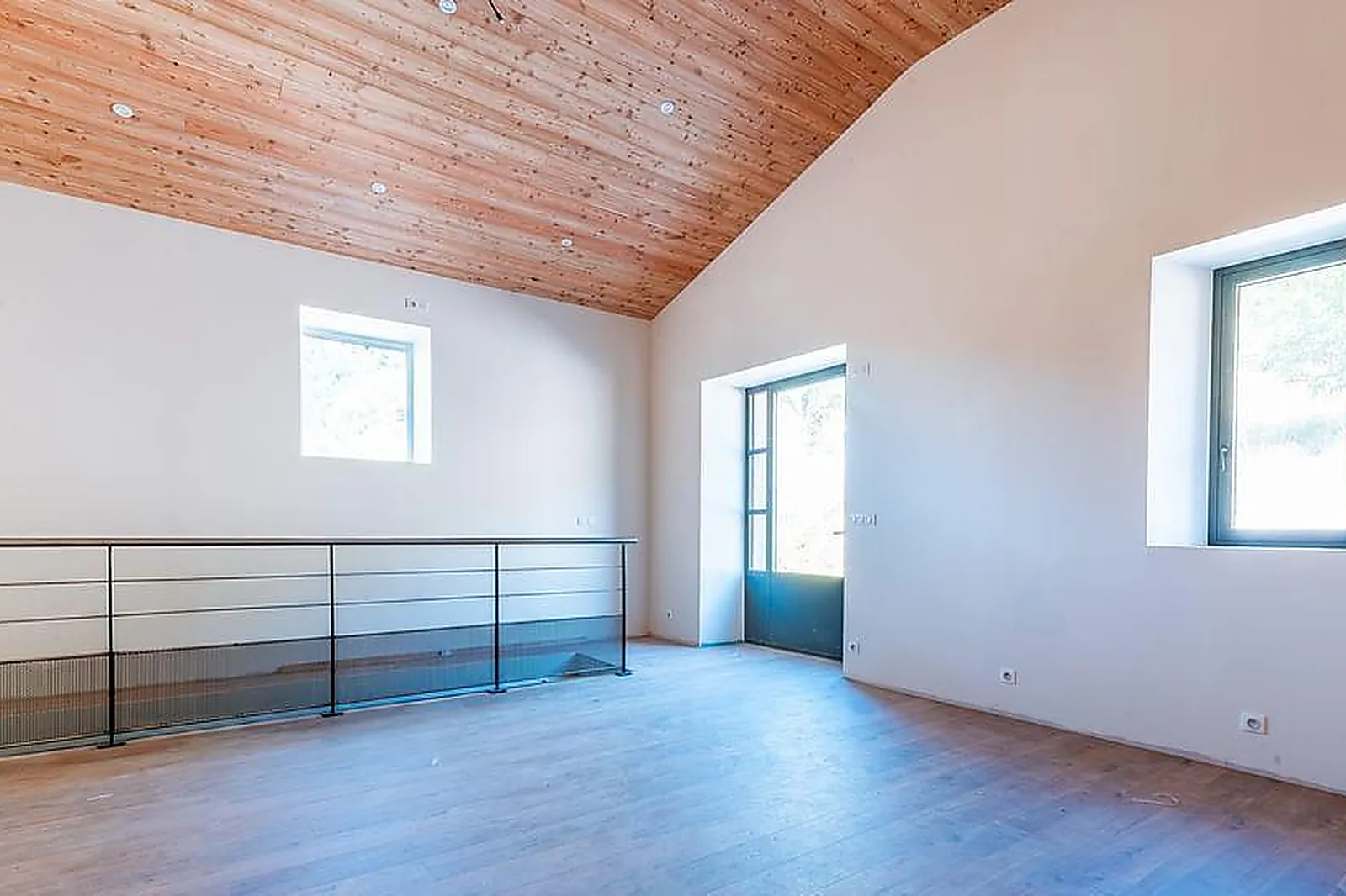 Lieux événementiels, LES HAUTS DE CHIROL