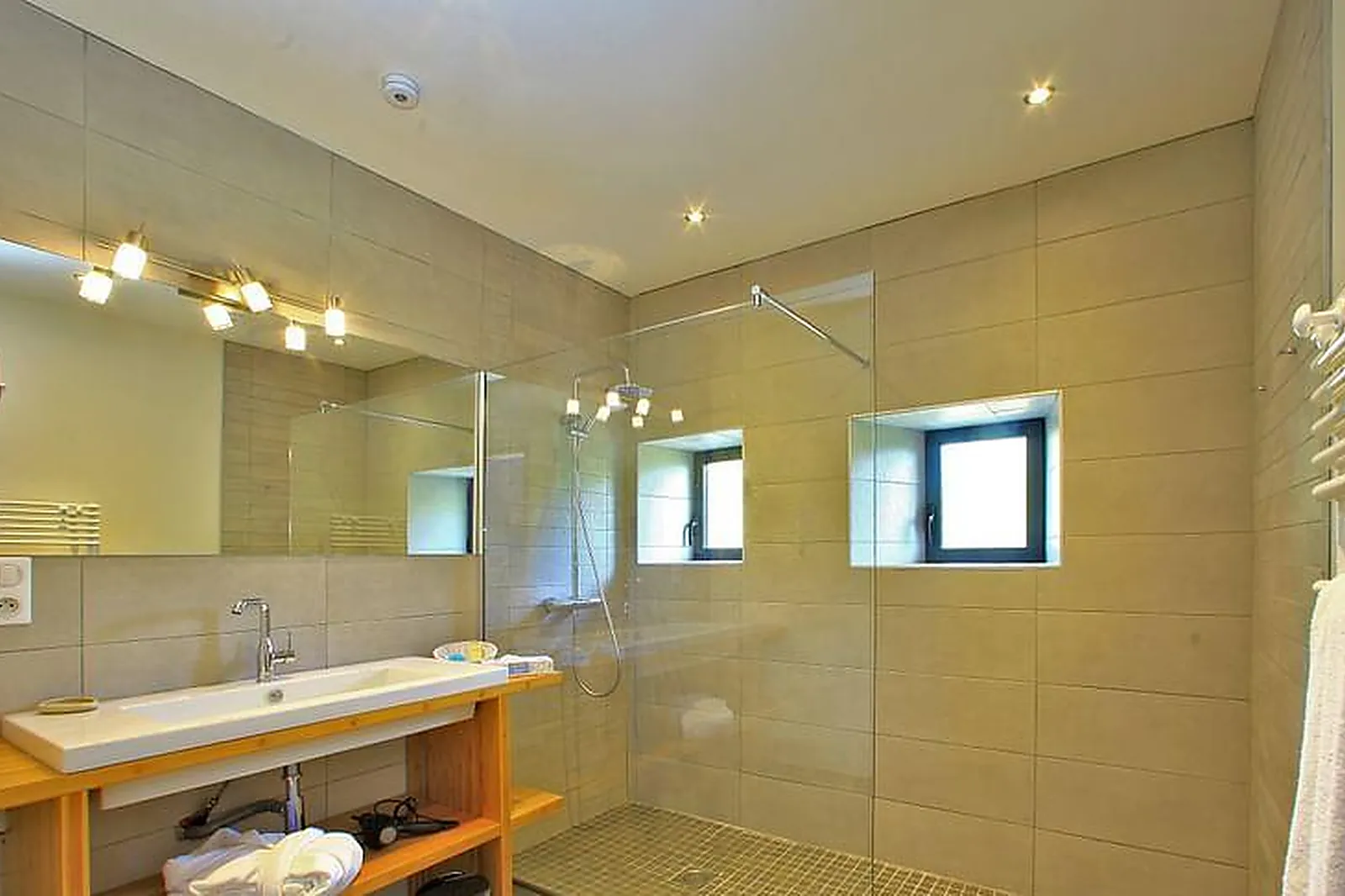 Lieux événementiels, LES HAUTS DE L'OUYSSE