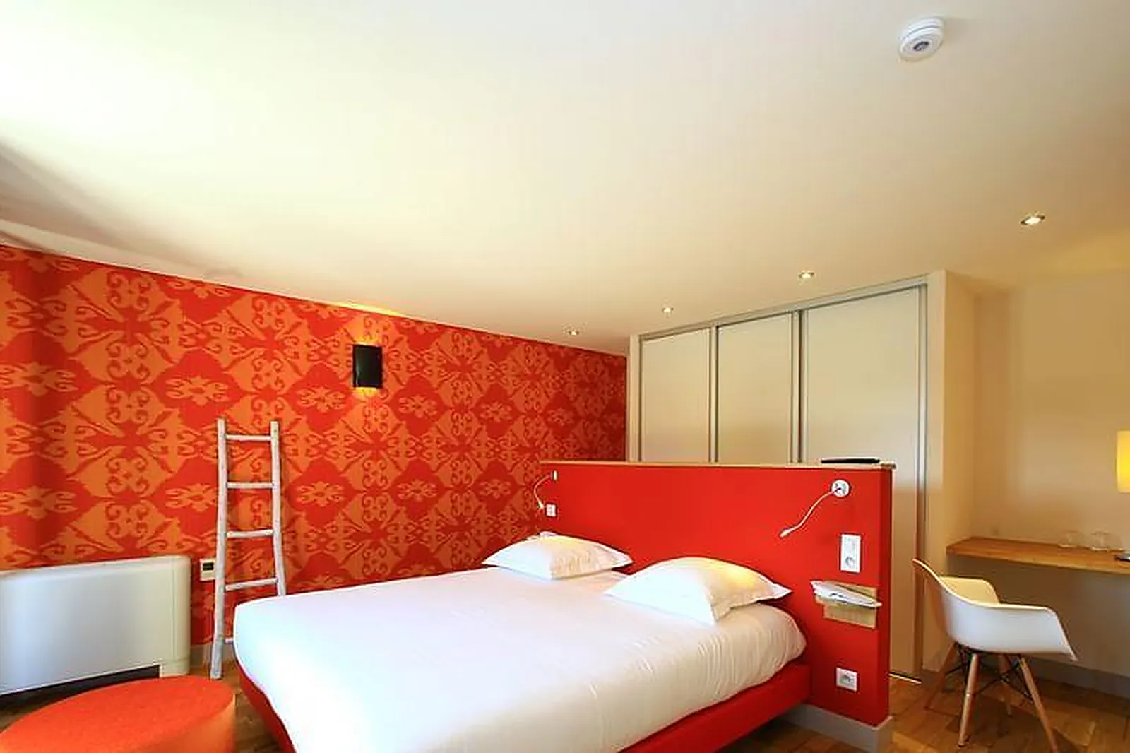 Lieux événementiels, LES HAUTS DE L'OUYSSE