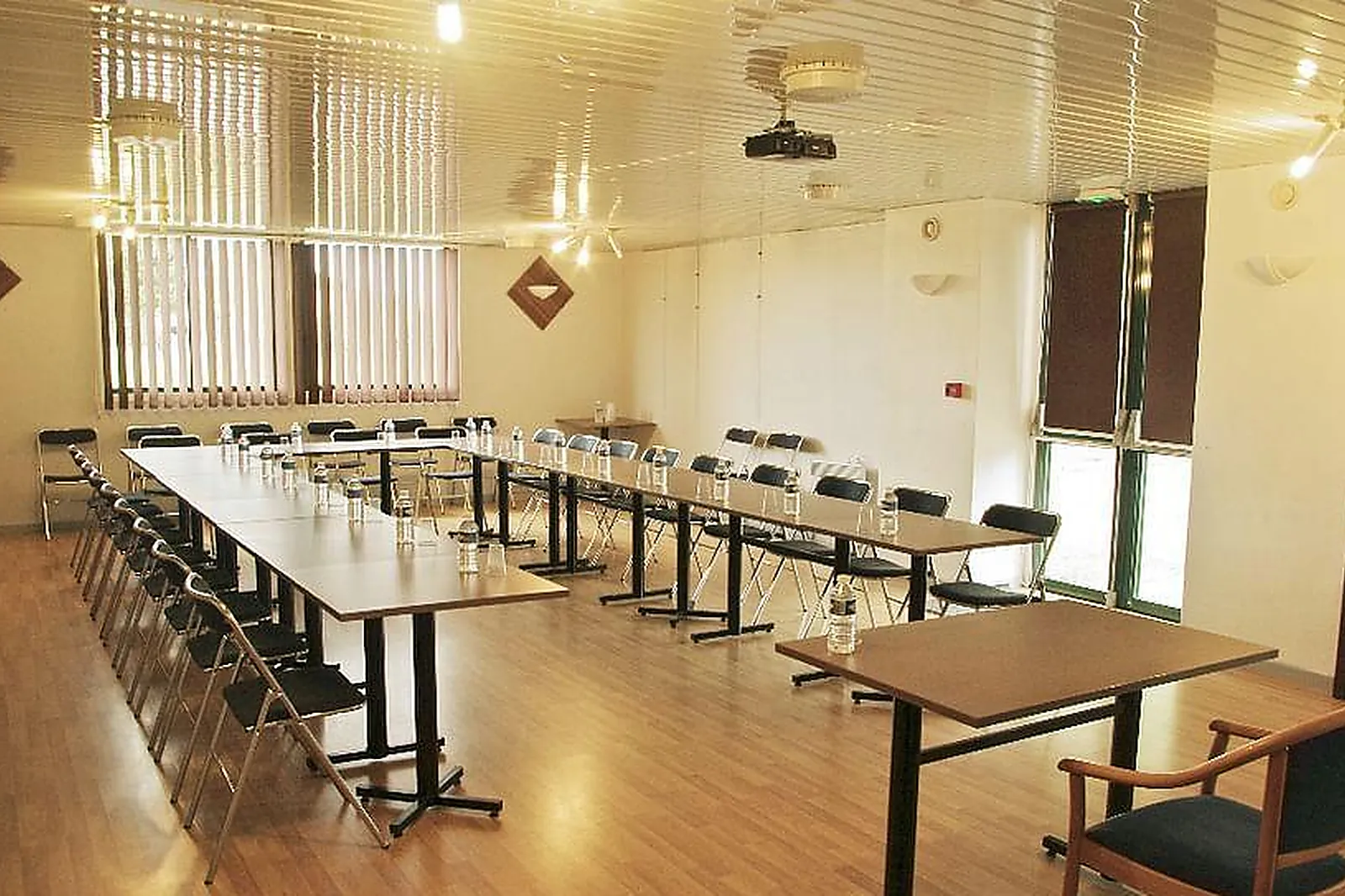 Lieux événementiels, ZANZI