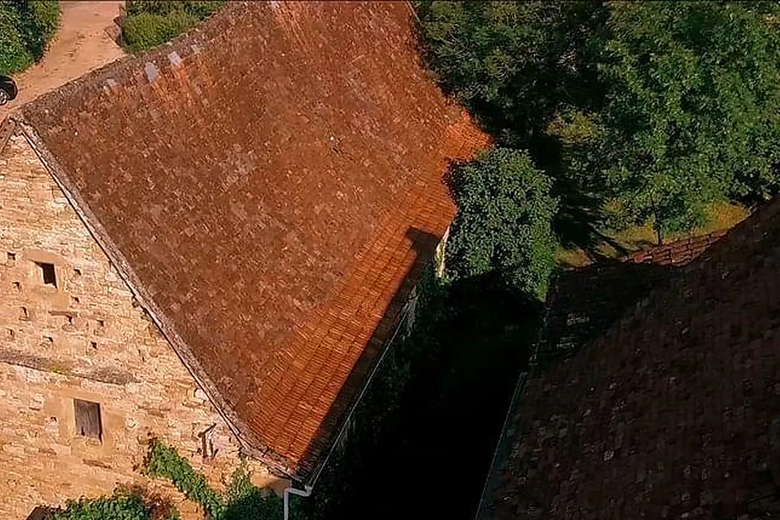 Lieux événementiels, LES JARDINS DE LA CONTIE