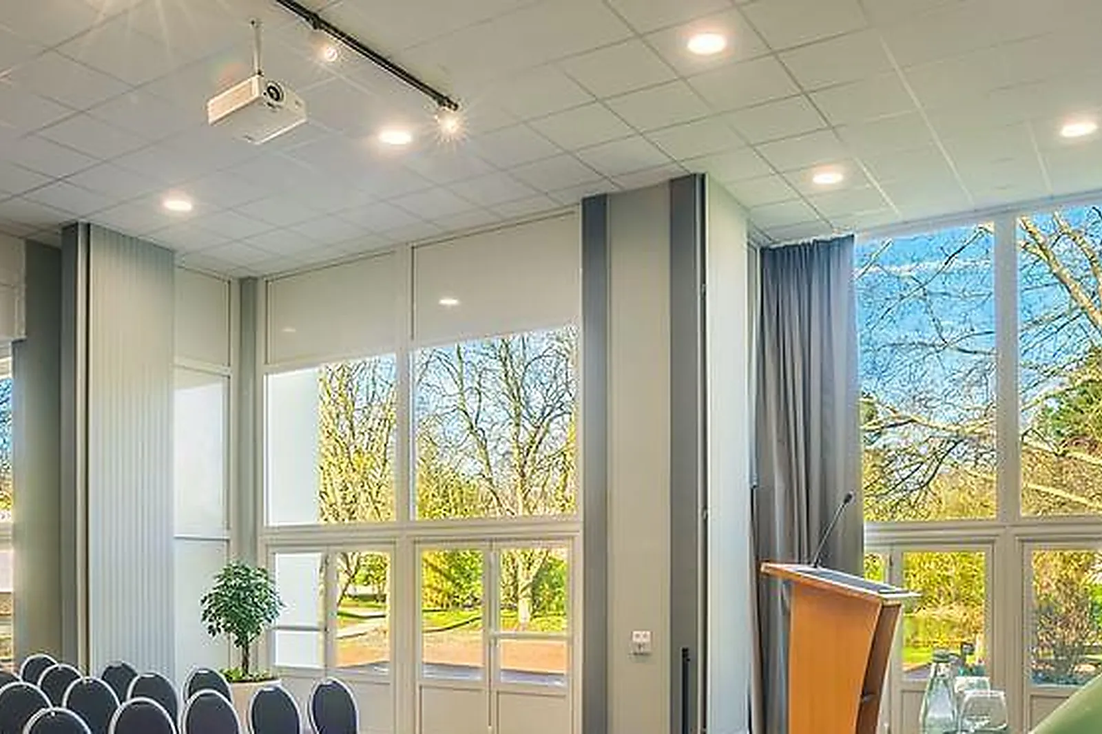 Lieux événementiels, LES JARDINS DE L'ANJOU