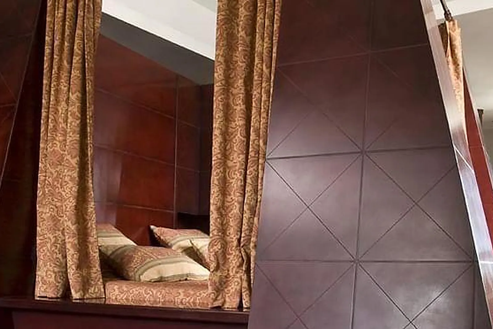 Lieux événementiels, LES LOGES DU PARC & SPA ****