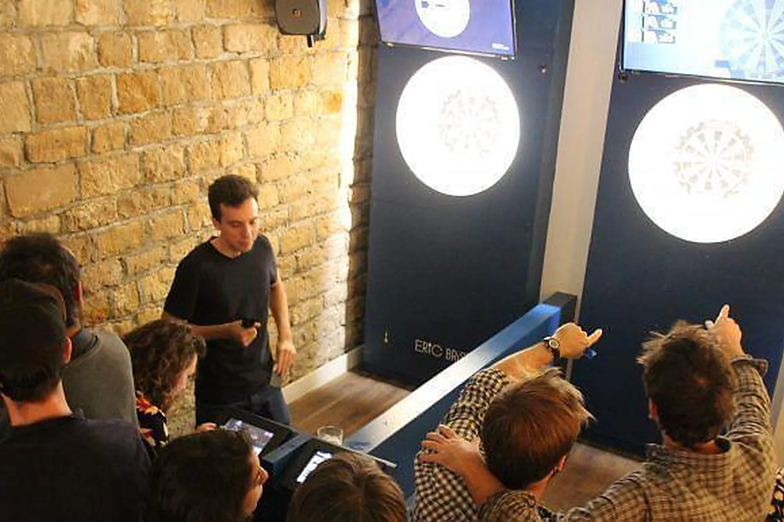 Lieux événementiels, LES PETITES FLÈCHES