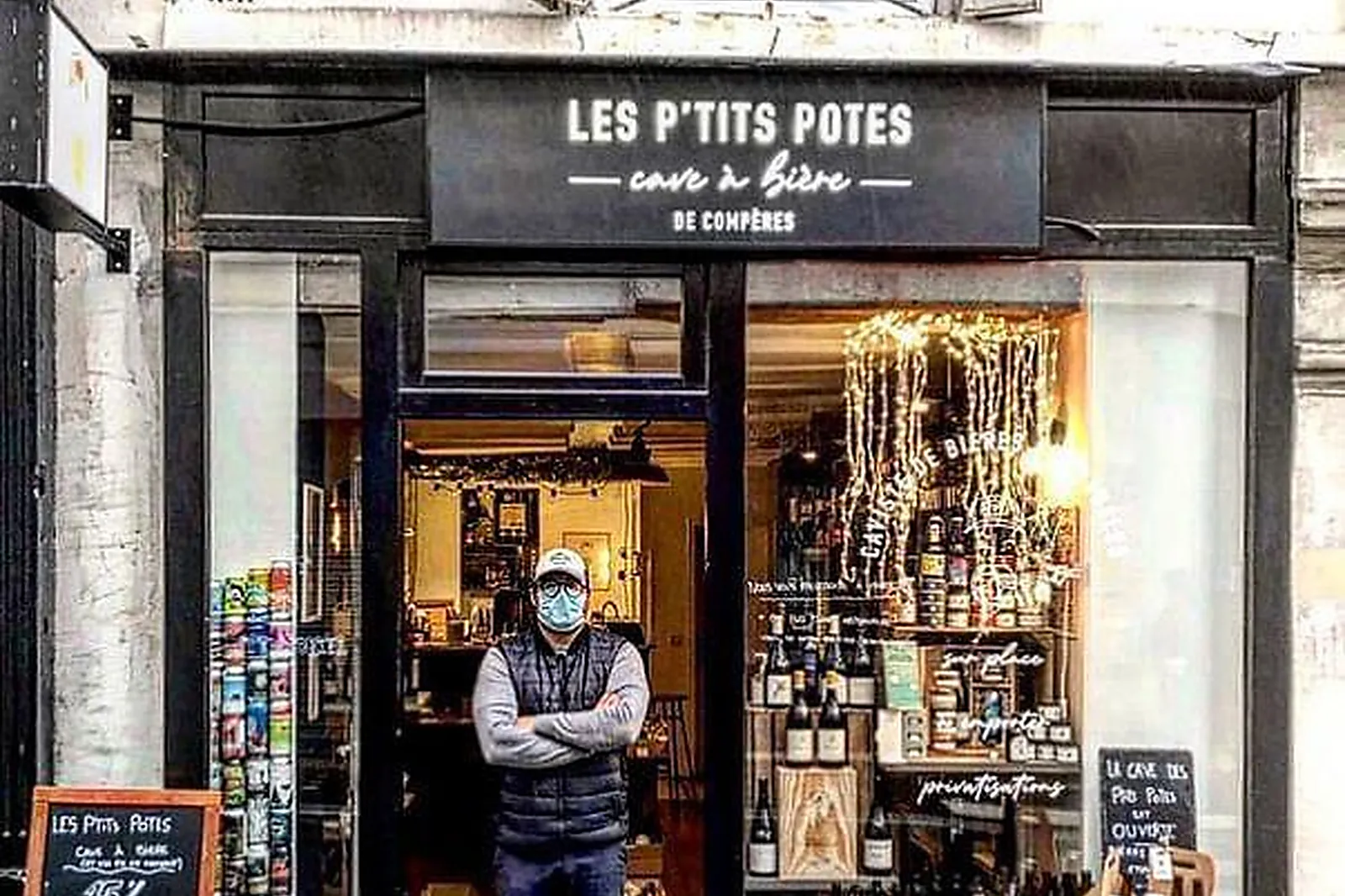 Lieux événementiels, LES P'TITS POTES BAR À BIÈRE
