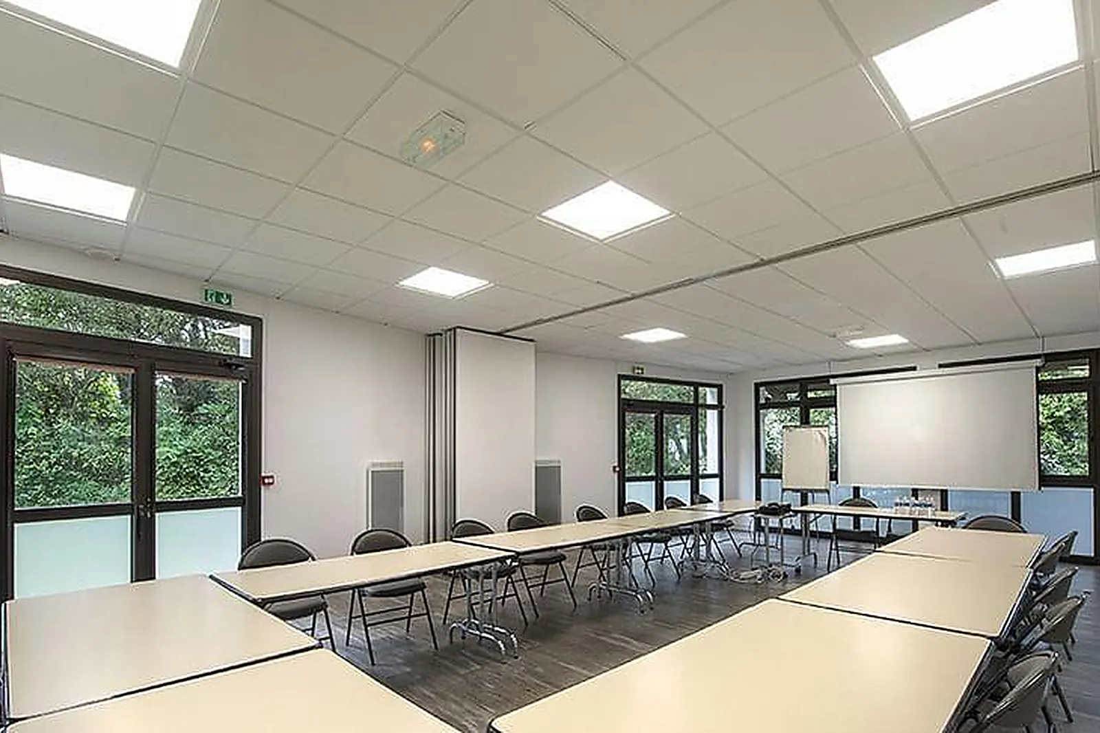 Lieux événementiels, CLOS DE SATHENAY