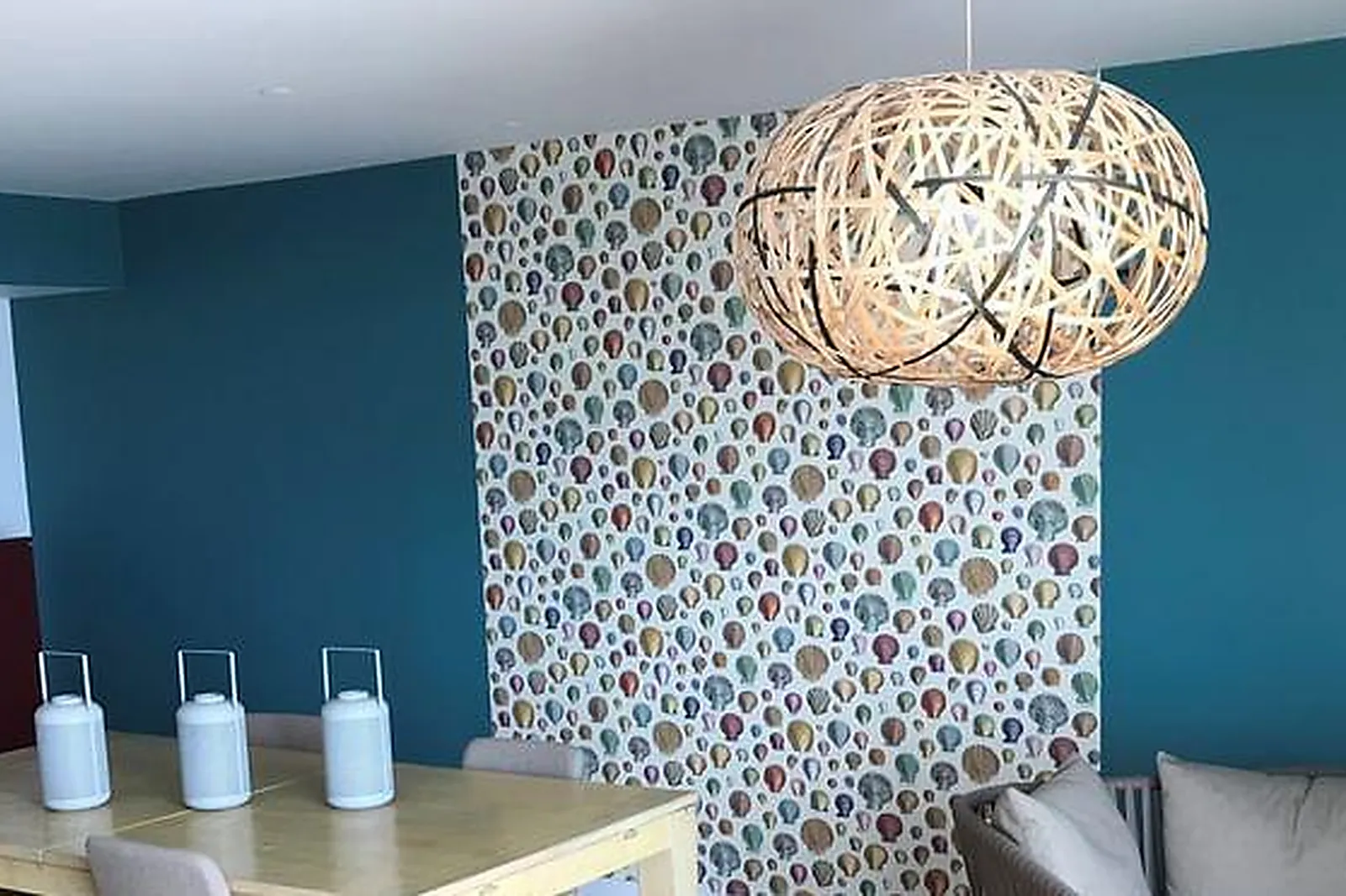 Lieux événementiels, LES SABLES BLANCS ****