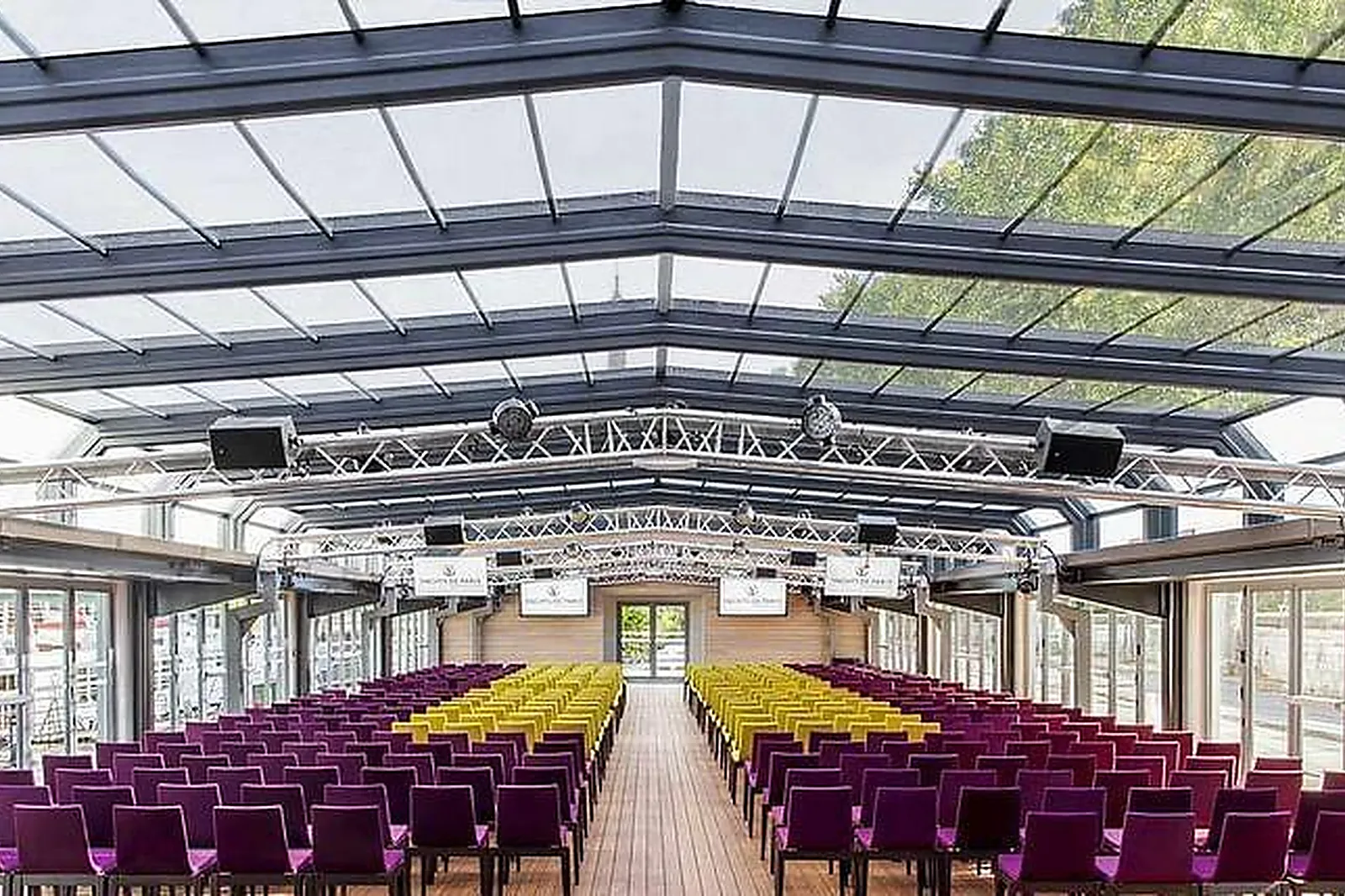 Lieux événementiels, LES SALONS NEWORK