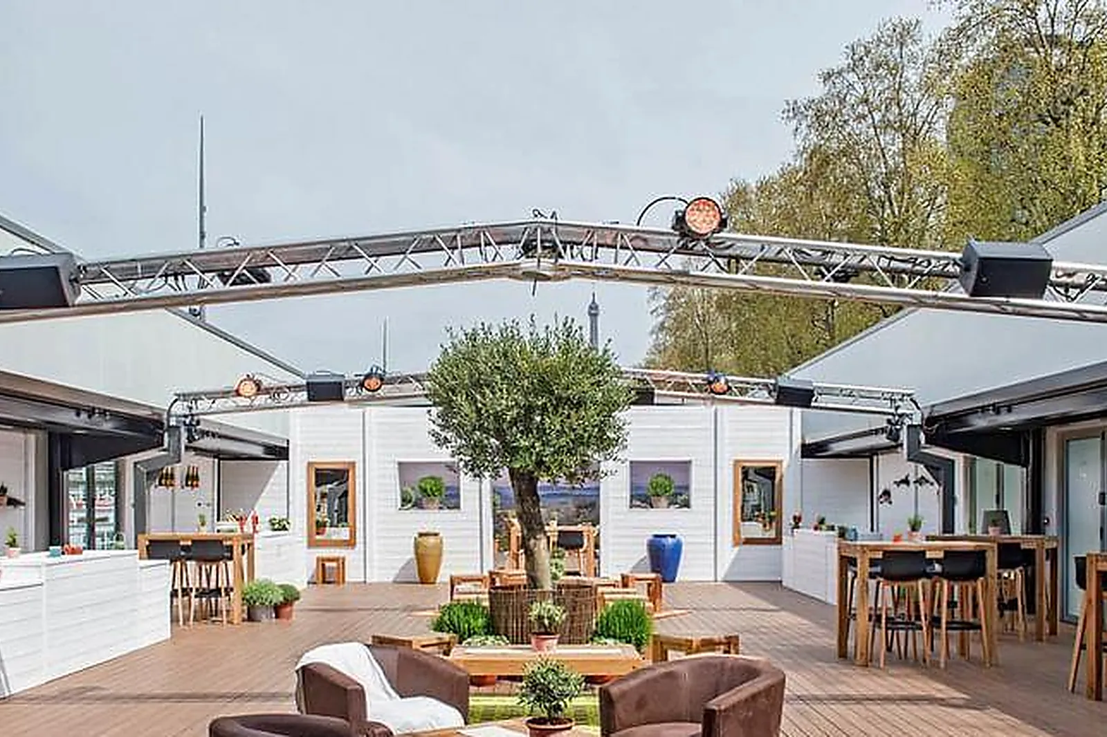 Lieux événementiels, LES SALONS NEWORK