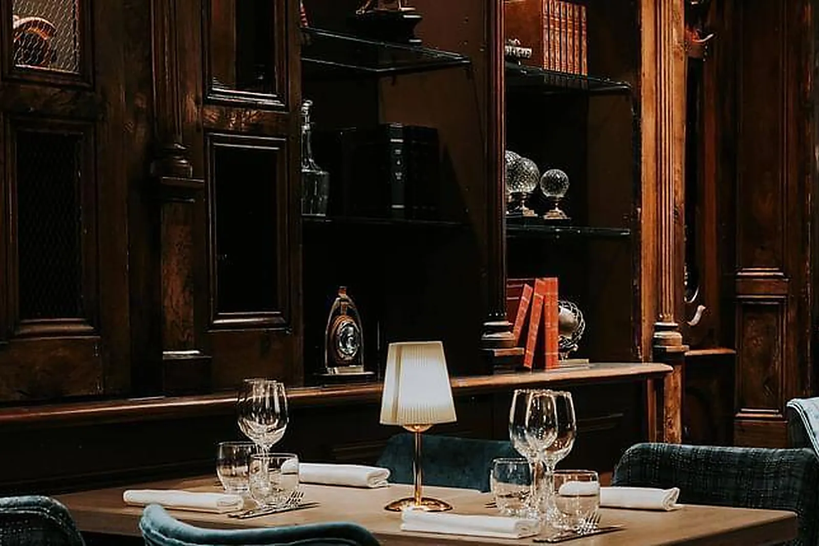 Lieux événementiels, LES SALONS D'ANTHOUARD