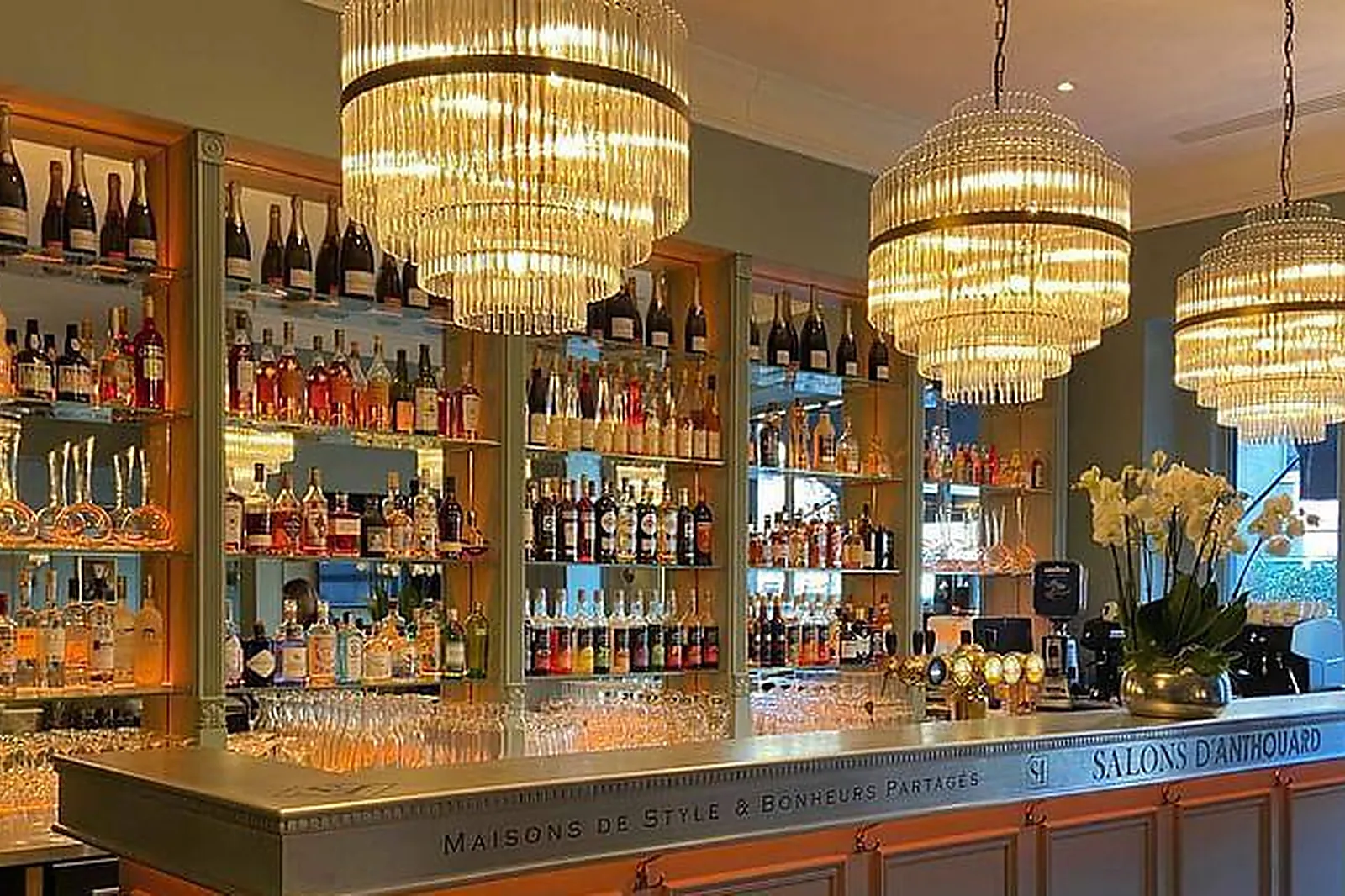 Lieux événementiels, LES SALONS D'ANTHOUARD