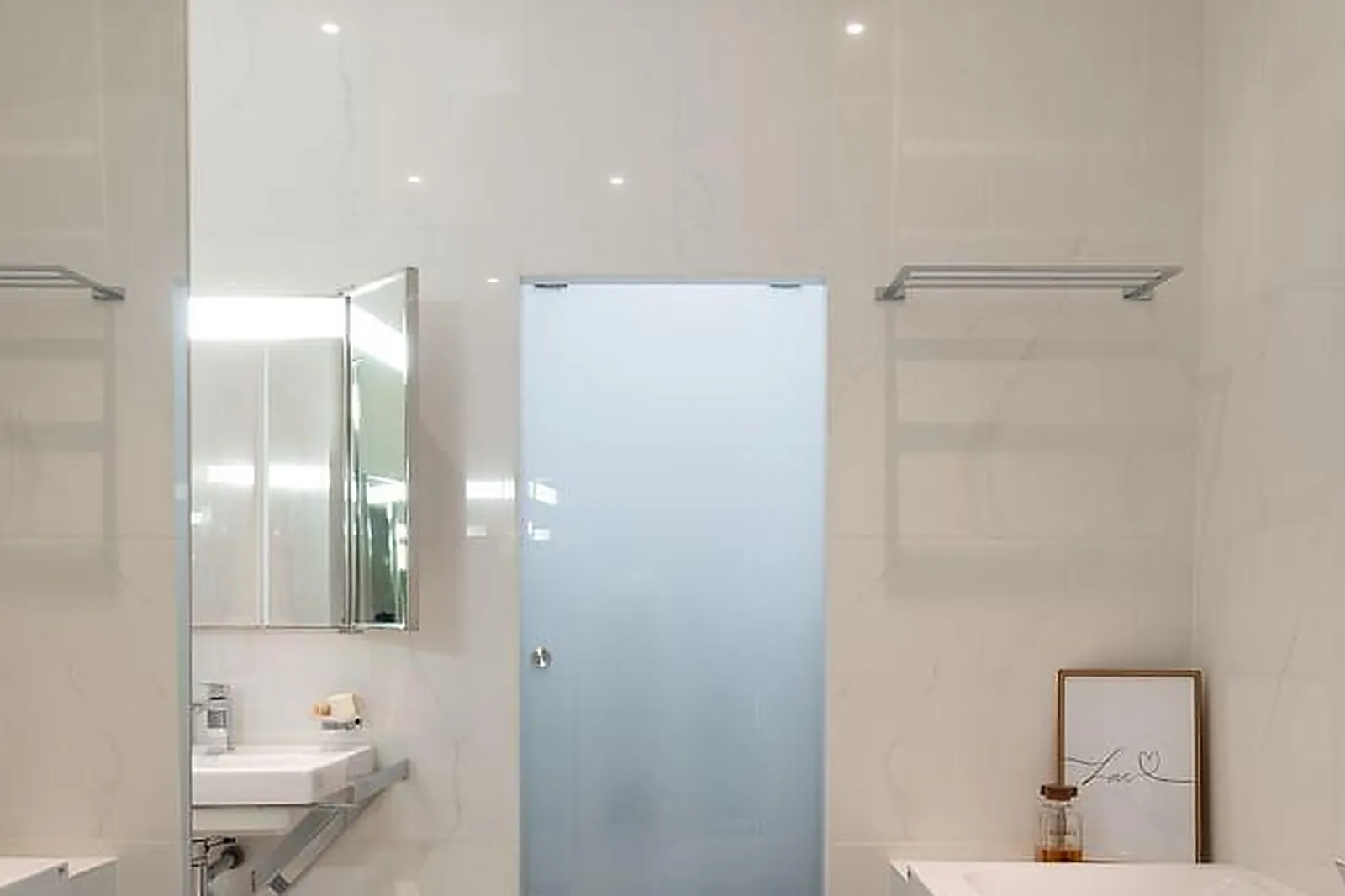 Lieux événementiels, LES SALONS D'AXEL