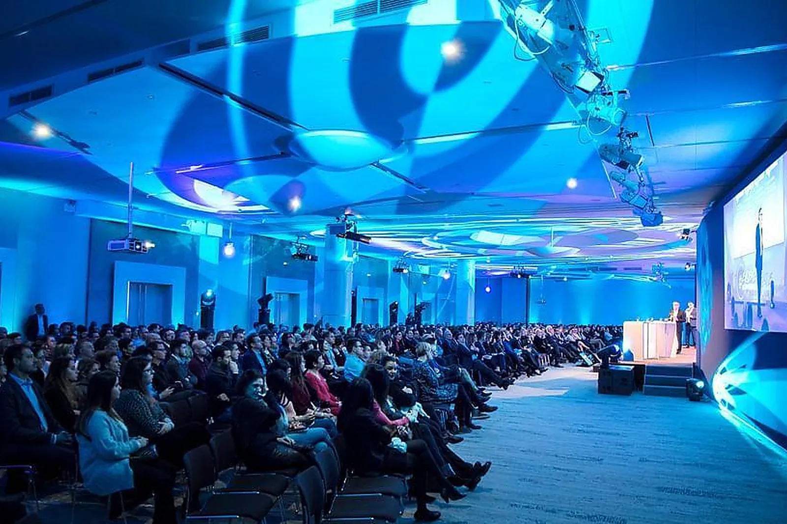 Lieux événementiels, LES SALONS DE L'AVEYRON - PARIS BERCY