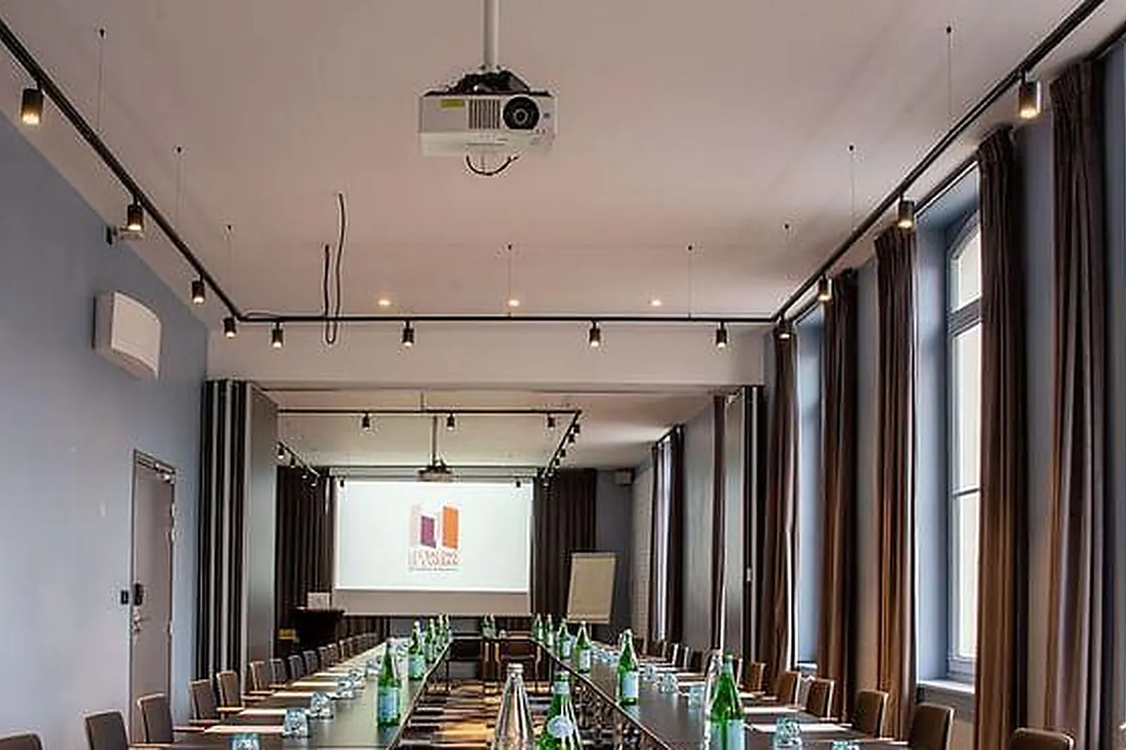 Lieux événementiels, LES SALONS DE L'URBAN - BEST WESTERN URBAN HOTEL ***