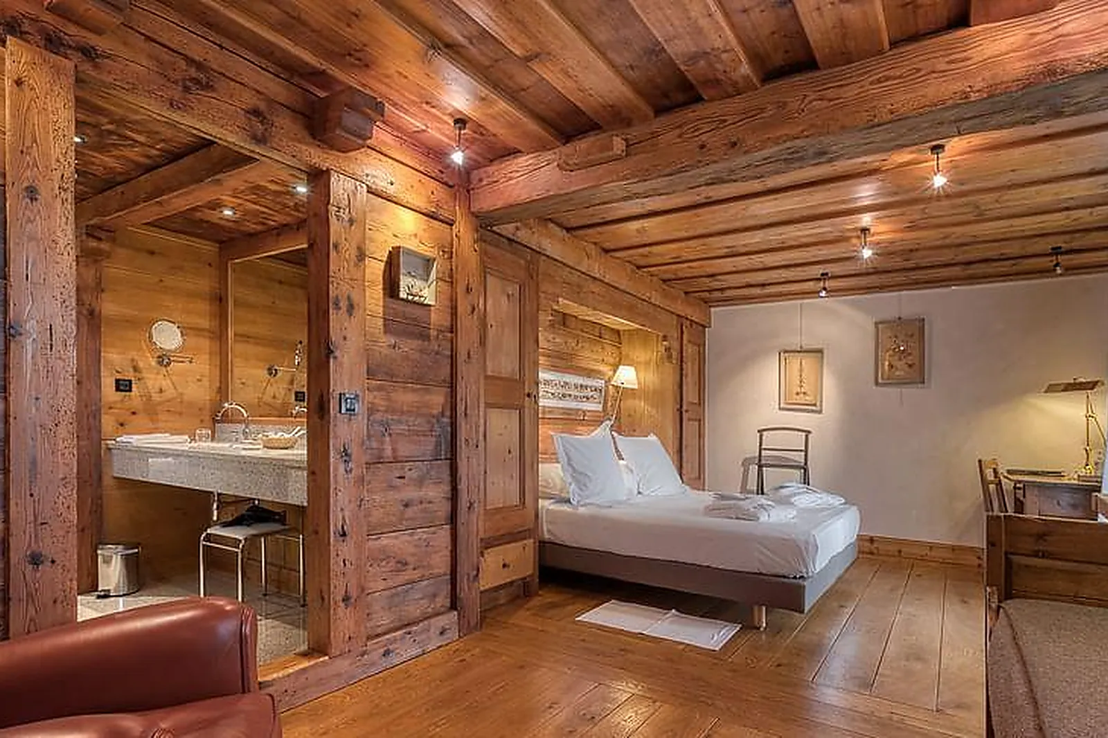 Lieux événementiels, LES SERVAGES D'ARMELLE ****