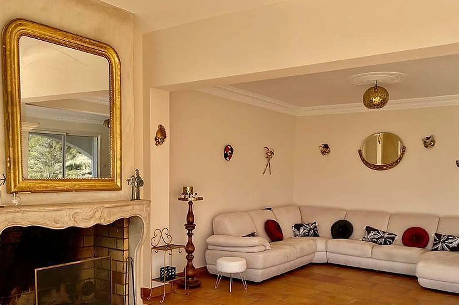 Lieux événementiels, LES SOURCES DE PASITHÉA